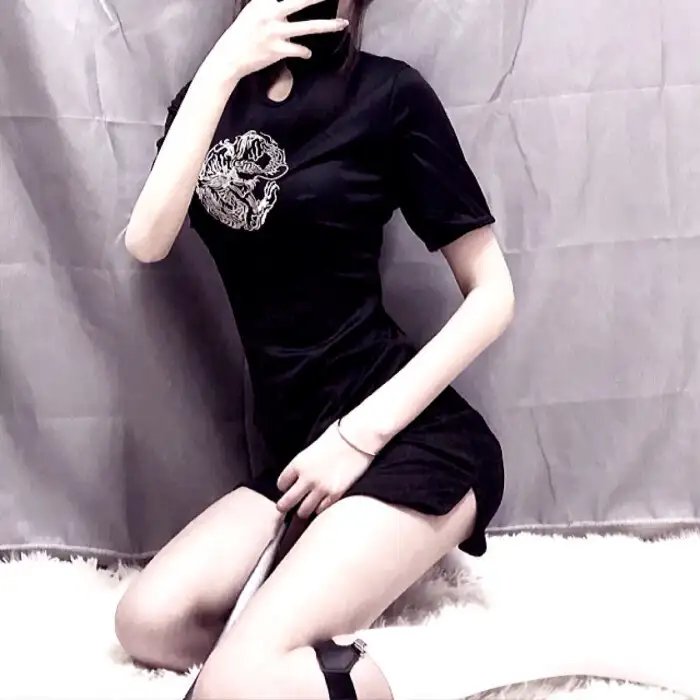 迷离春色芙蓉帐